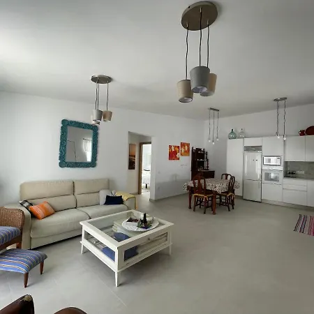 Lovely Casa Tamaide - - *