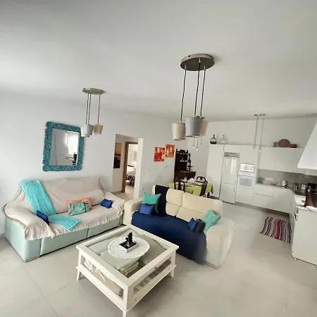 Lovely Casa Tamaide - - Casa de Férias