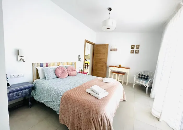 Lovely Casa Tamaide - -