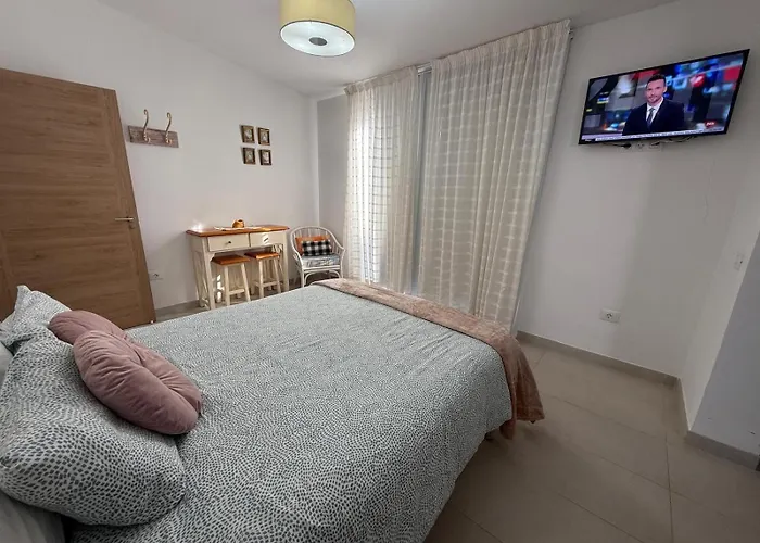 Lovely Casa Tamaide - - 德尔锡伦西奥海岸